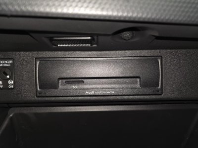 Audi A1 Sportback 15 35 TFSI - 150 - BV S-Tronic Business line   - 27