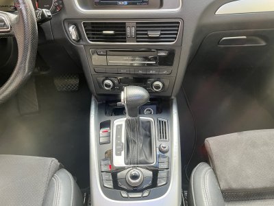 Audi Q5 20 TDI 177 Quattro S Line S tronic 7   - 9