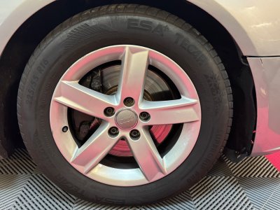 Audi A4 V6 32 FSI 265 Ambiente Multitronic A / Bang Olufsen   - 33
