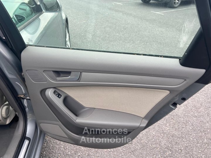 Audi A4 Avant 20 TDI 120 DPF Ambiente - 38