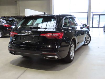 Audi A4 Avant 30TDi STRONIC   - 3