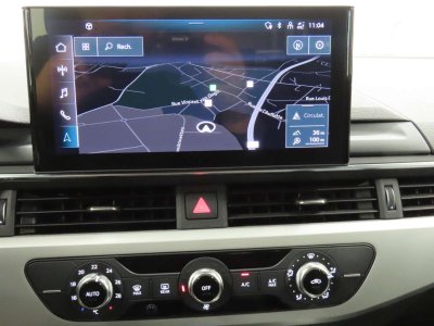 Audi A4 Avant 30TDi STRONIC   - 11