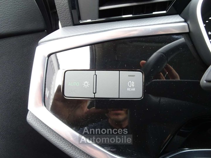Audi Q3 45TFSie S-Line CARPLAY,CAMERA,VIRTUAL,LEDER,NAVI - 23