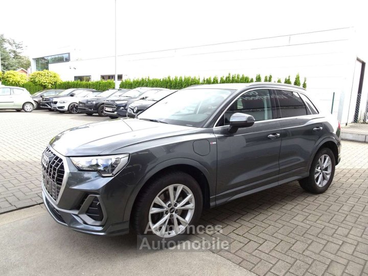 Audi Q3 45TFSie S-Line CARPLAY,CAMERA,VIRTUAL,LEDER,NAVI - 25