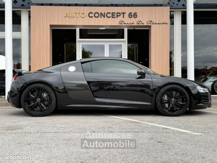 Audi R8 52 fsi v10 plus 550 ch stronic - 2