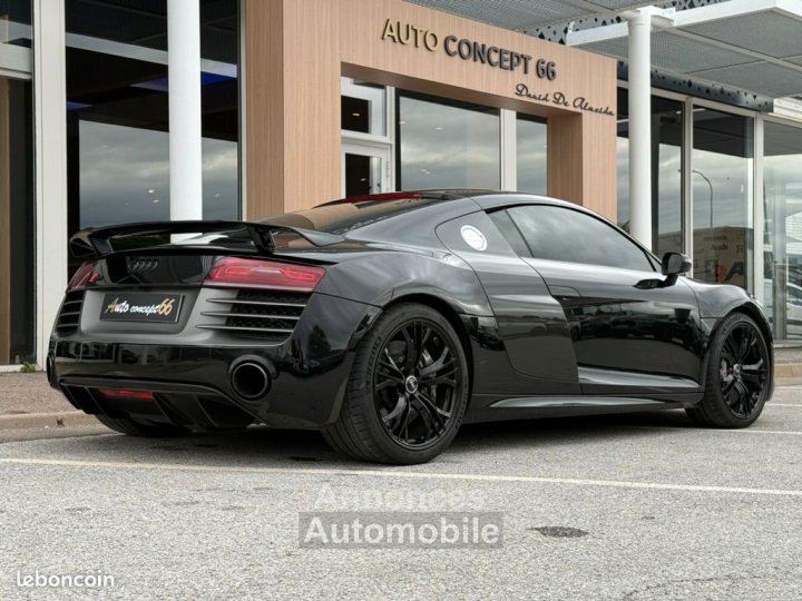 Audi R8 52 fsi v10 plus 550 ch stronic - 3