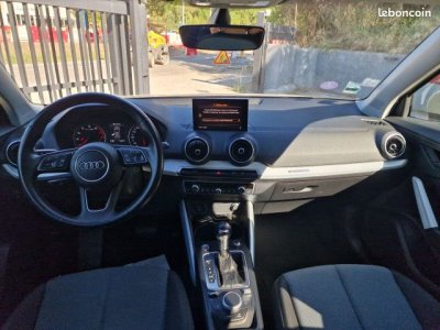 Audi Q2 tfsi 150 s-line ext gris quantum   - 3