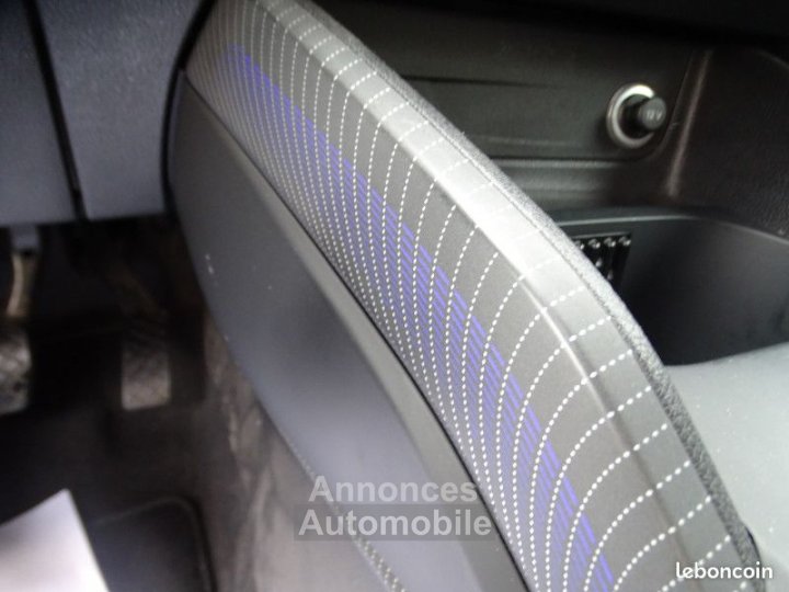 Audi Q2 20 TDI 190CH DESIGN QUATTRO S TRONIC 7-GPS Apple Car Play 18 LED - 29