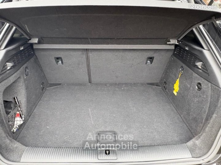 Audi A3 Sportback 30 TFSI 115ch S-LINE Méplat- Carplay Caméra - 19