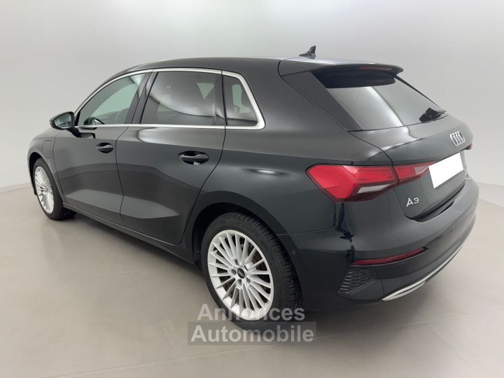 Audi A3 Sportback 40 TFSIe 204 Advanced S tronic 6 - 2