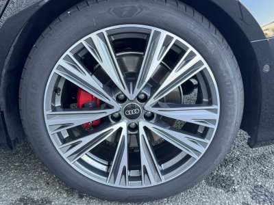Audi A6 Avant 55 TFSIe 367 ch S tronic 7 Quattro Competition   - 33