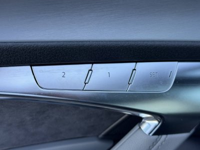 Audi A6 Avant 55 TFSIe 367 ch S tronic 7 Quattro Competition   - 37