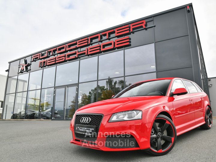 Audi RS3 Sportback 25 TFSI - 1