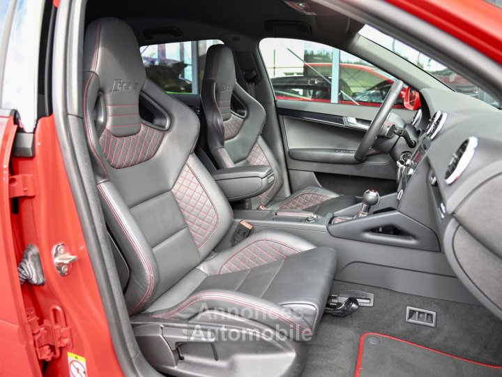 Audi RS3 Sportback 25 TFSI - 13