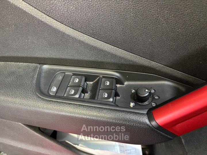 Audi Q2 14 TFSI COD 150 ch S tronic 7 Design Luxe / Suivi - 32