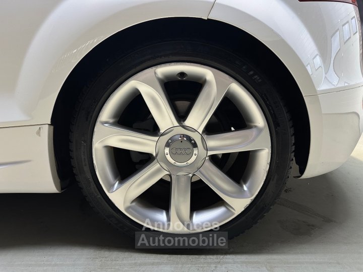 Audi TT 20 TFSI 200 S line S-Tronic A - 9