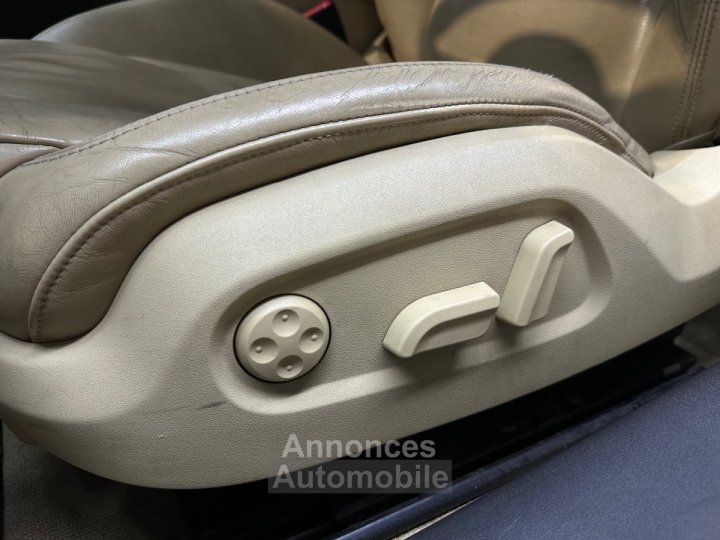 Audi TT 20 TFSI 200 S line S-Tronic A - 28