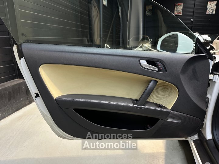 Audi TT 20 TFSI 200 S line S-Tronic A - 31