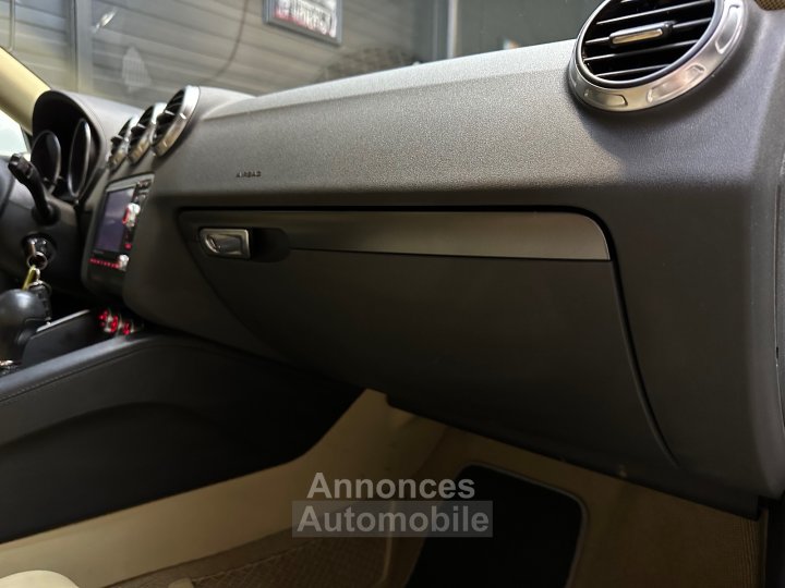 Audi TT 20 TFSI 200 S line S-Tronic A - 44