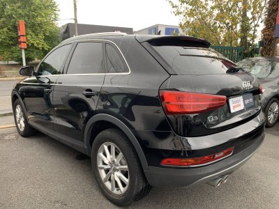 Audi Q3  20 TDI 120ch Business line S tronic 7   - 4