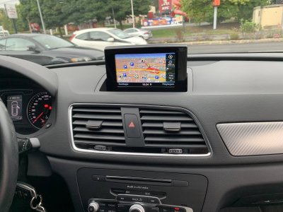 Audi Q3  20 TDI 120ch Business line S tronic 7   - 11