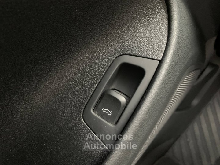 Audi Q3  20 TDI 120ch Business line S tronic 7 - 26