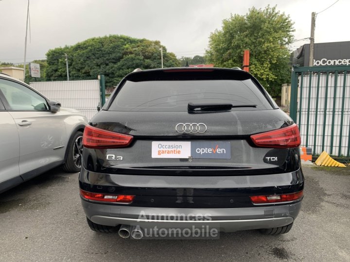 Audi Q3  20 TDI 120ch Business line S tronic 7 - 27