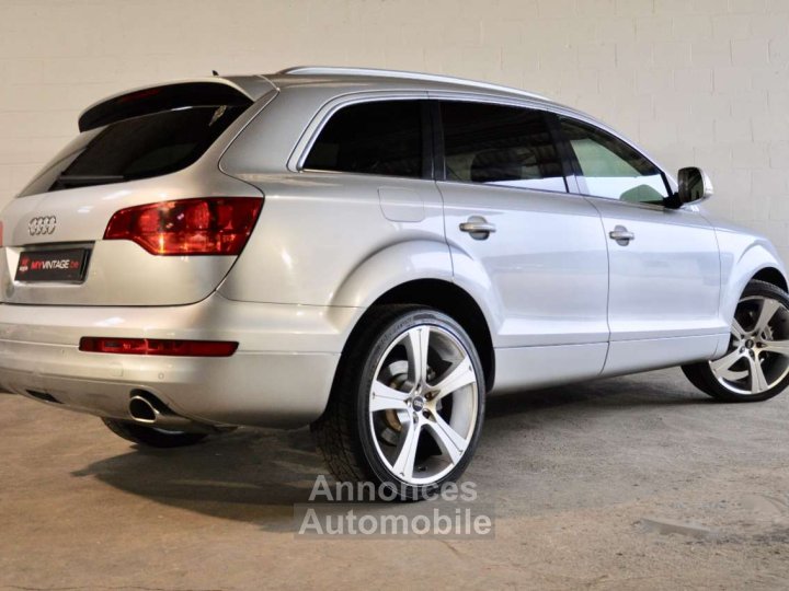 Audi Q7 30 TDi 233cv V6 24v Tiptronic - 2