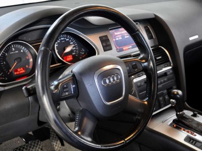 Audi Q7 30 TDi 233cv V6 24v Tiptronic   - 10