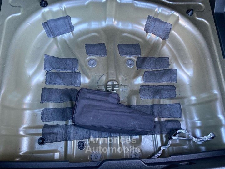 Audi Q2 35 TFSI 150 S-TRONIC S-LINE Ext GPS Cam&eacute;ra Hayon Keyless - 17