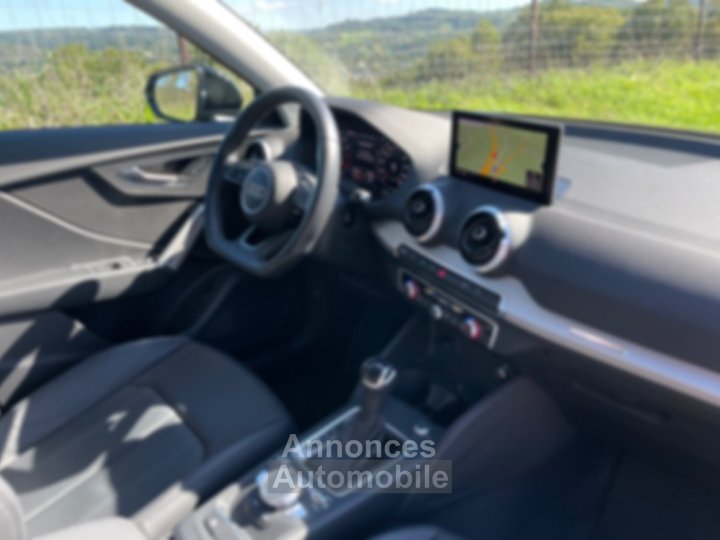 Audi Q2 35 TFSI 150ch DESIGN LUXE S-TRONIC - 6