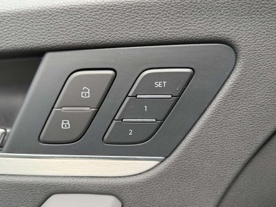 Audi Q5 sportback 55 tfsi e quattro hybrid 367 ch s-line   - 24