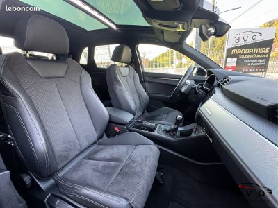 Audi Q3 45 TFSIe 245 ch S-Tronic 6 S-Line   - 4