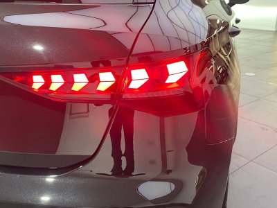 Audi A3 Sportback 35 TFSI Mild Hybrid 150 S tronic 7 S line   - 50