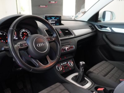Audi Q3 20 TDI 140 ch S line   - 4