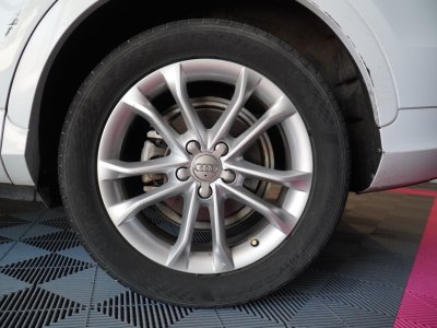 Audi Q3 20 TDI 140 ch S line   - 19