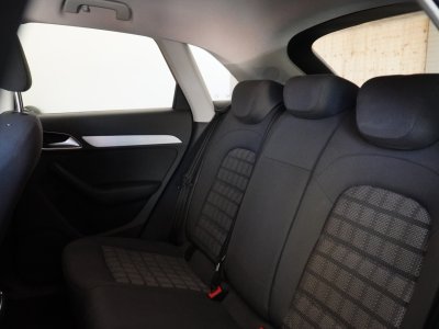 Audi Q3 20 TDI 140 ch S line   - 31