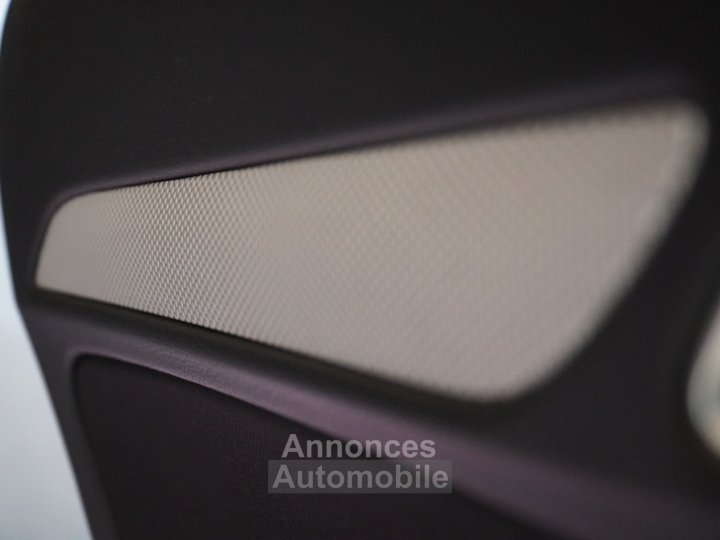 Audi Q3 20 TDI 140 ch S line - 34