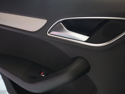 Audi Q3 20 TDI 140 ch S line   - 35