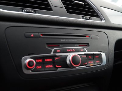 Audi Q3 20 TDI 140 ch S line   - 40