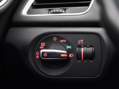 Audi Q3 20 TDI 140 ch S line   - 42