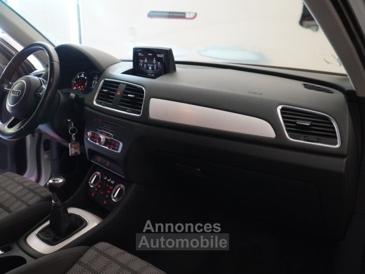 Audi Q3 20 TDI 140 ch S line - 44