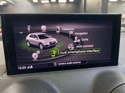 Audi Q2 35 TFSI S line   - 11