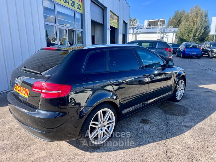 Audi A3 SPORTBACK 1,6 TDI 105CH / XENON / RADAR AV AR / DISTRI OK - 3