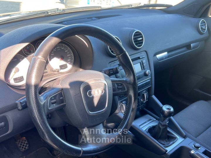 Audi A3 SPORTBACK 1,6 TDI 105CH / XENON / RADAR AV AR / DISTRI OK - 7