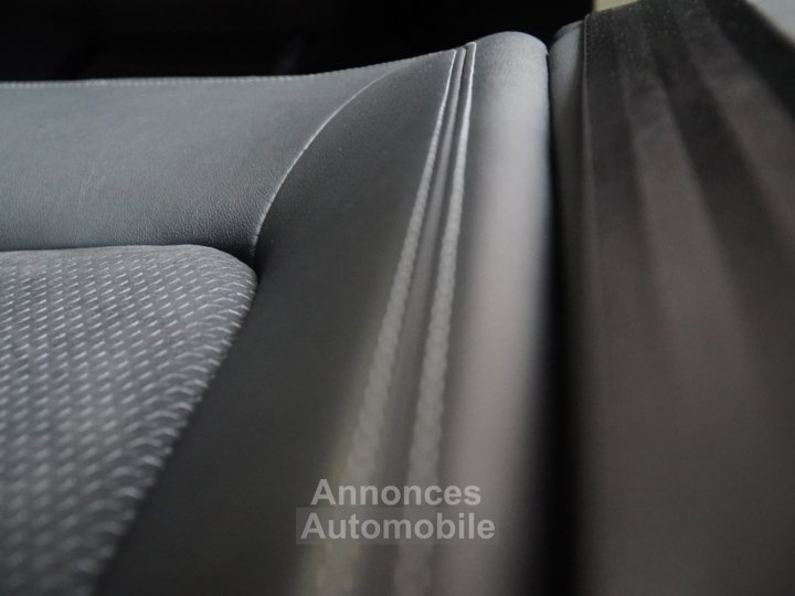 Audi A6 Avant 40 TDI 204 ch S line / SUIVI %2B VIDANGE S TRONIC - 36