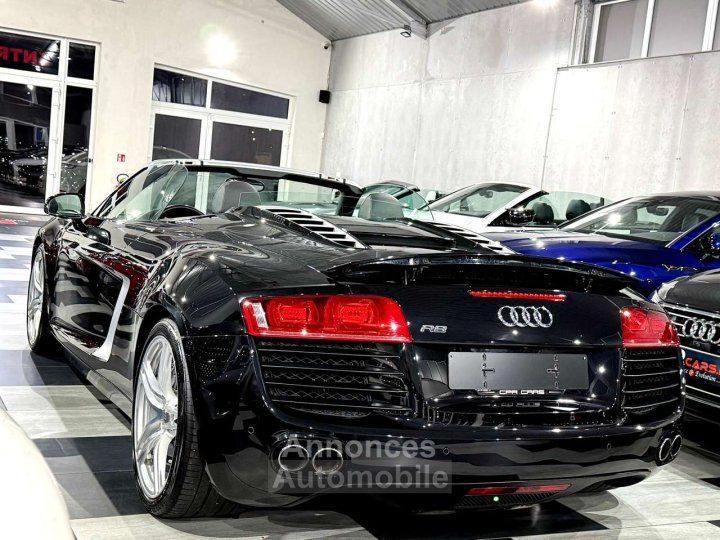 Audi R8 Spyder 42i V8 Quattro FSI S-Tronic Full Hist - 4