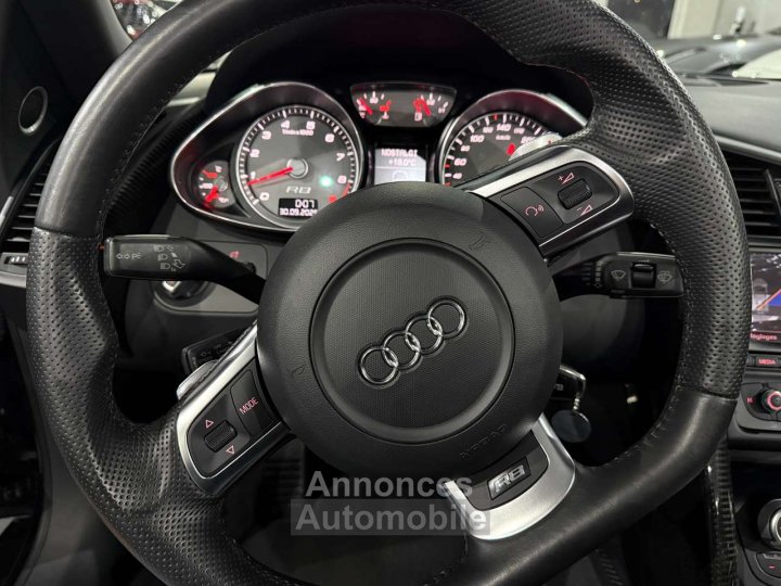 Audi R8 Spyder 42i V8 Quattro FSI S-Tronic Full Hist - 14