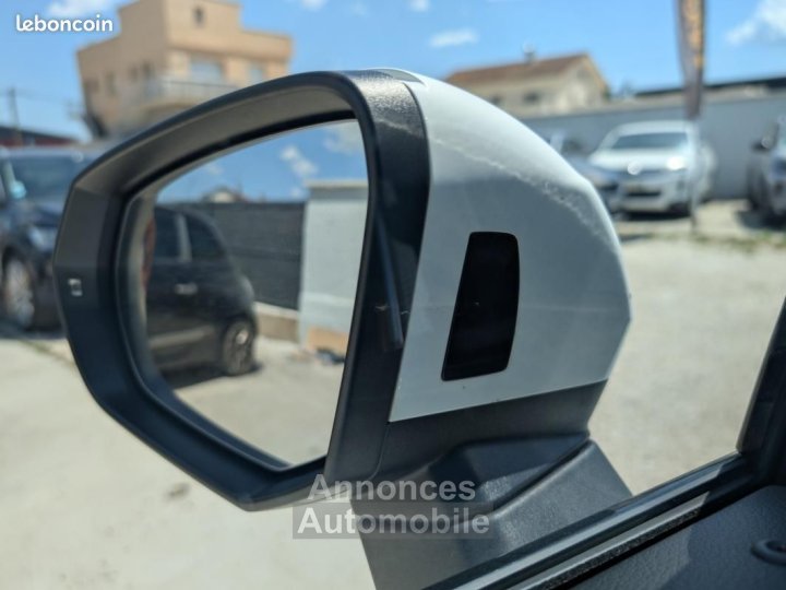 Audi Q3 20 35 TDI 150 S-LINE ORIGINE FRANCE%2BTOIT OUVRANT BVA - 29