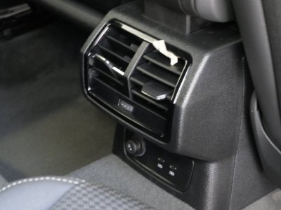 Audi Q3 Sportback 40 TDI 193 ch S tronic 7 Quattro S line   - 3